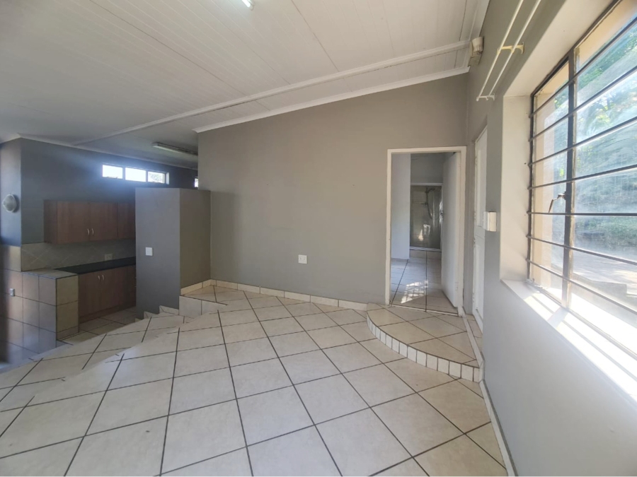 6 Bedroom Property for Sale in Meerhof North West